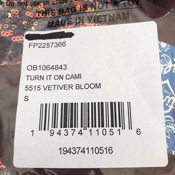 Free People Turn it on Cami Sequin Burgundy Small - Picture 4 of 7